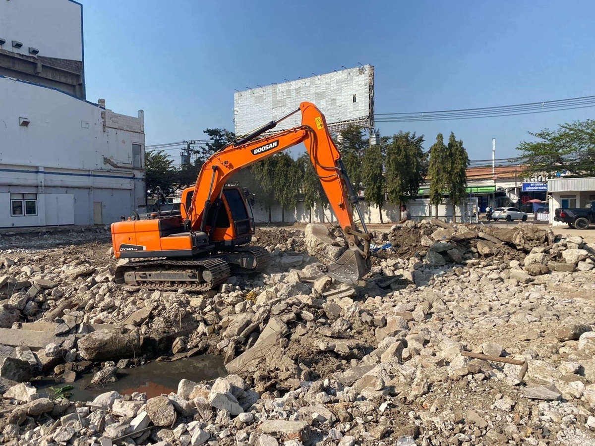 รับเหมาถมที่สมุทรปราการ ขุดคูลอกคลองสมุทรปราการ ให้เช่าเครืองจักกลหนักสมุทรปราการ รถแม็คโครให้เช่าสมุทรปราการ รถแบคโฮรับจ้างสมุทรปราการ Excavators for rent Samut Prakan. รับเหมาถมที่สมุทรปราการ ขุดคูลอกคลองสมุทรปราการ ให้เช่าเครืองจักกลหนักสมุทรปราการ รถแม็คโครให้เช่าสมุทรปราการ รถแบคโฮรับจ้างสมุทรปราการ Excavators for rent Samut Prakan.